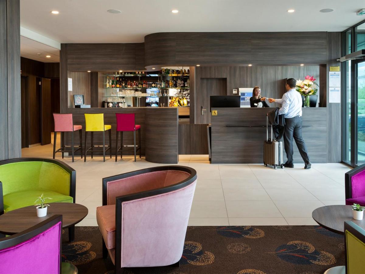 Hotel Roi Soleil Prestige Plaisir - St Quentin Buitenkant foto