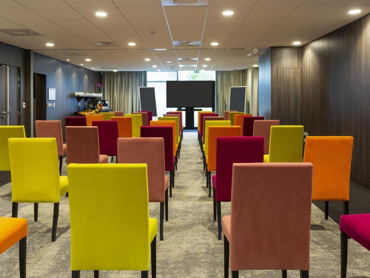 Hotel Roi Soleil Prestige Plaisir - St Quentin Buitenkant foto