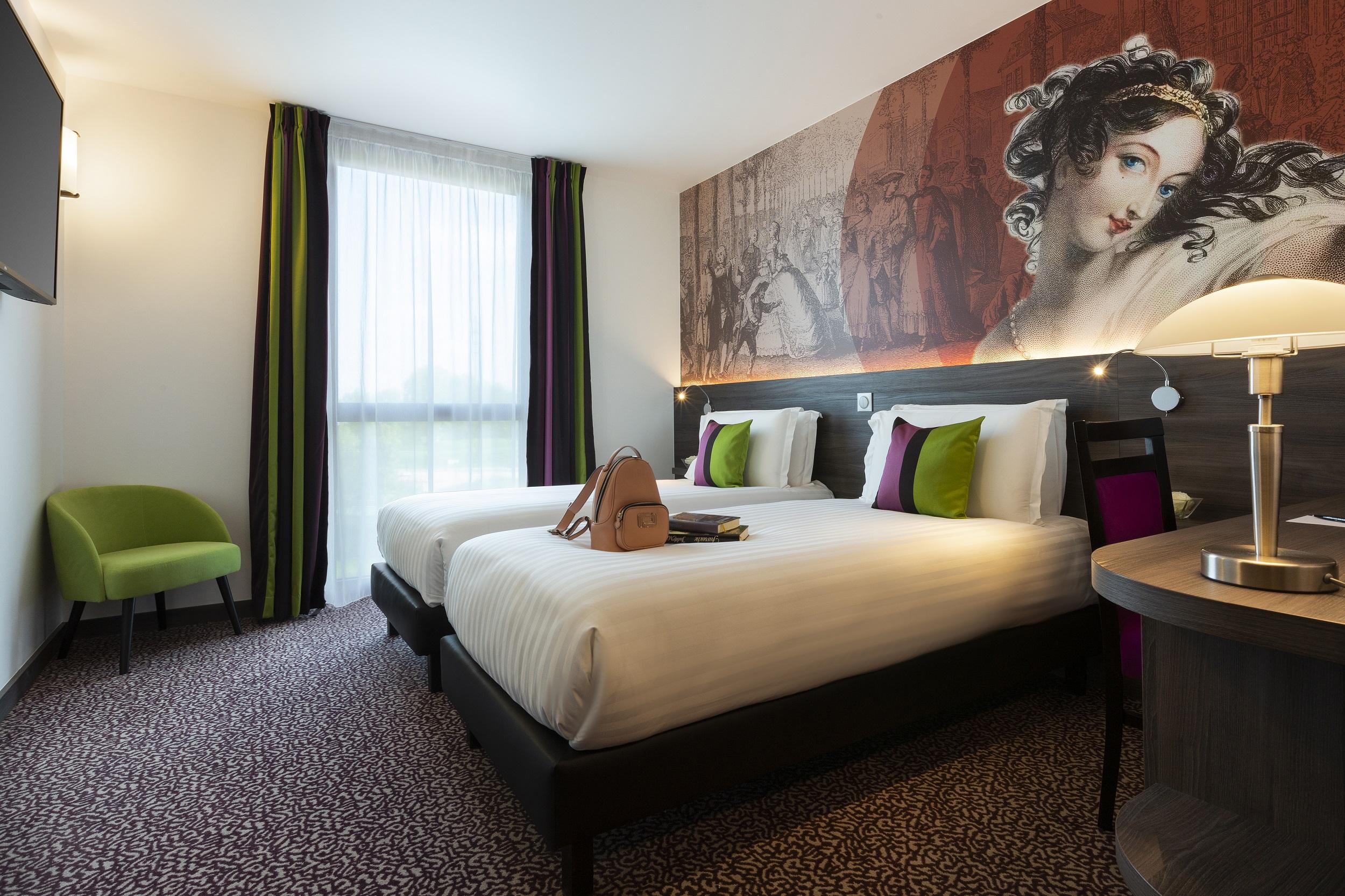 Hotel Roi Soleil Prestige Plaisir - St Quentin Buitenkant foto