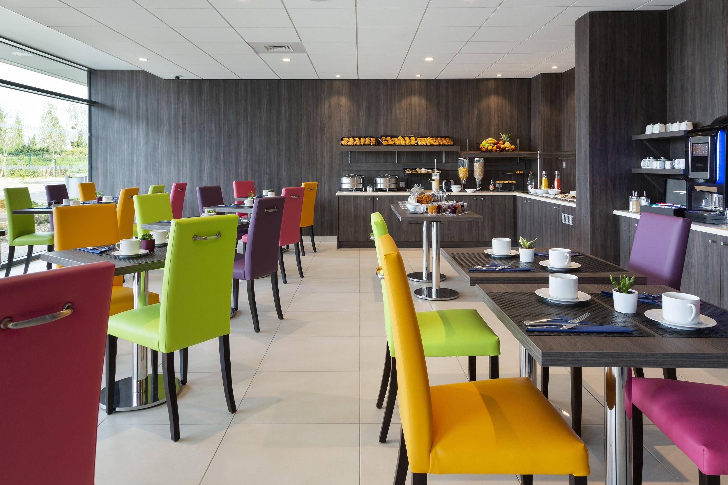 Hotel Roi Soleil Prestige Plaisir - St Quentin Buitenkant foto