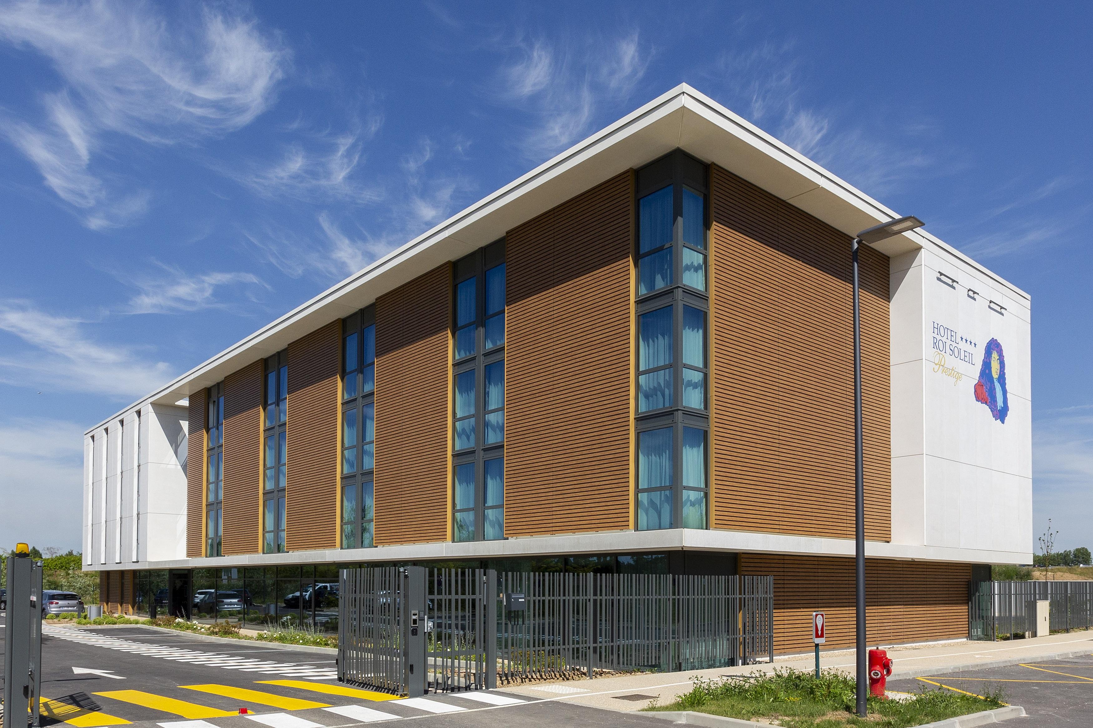 Hotel Roi Soleil Prestige Plaisir - St Quentin Buitenkant foto