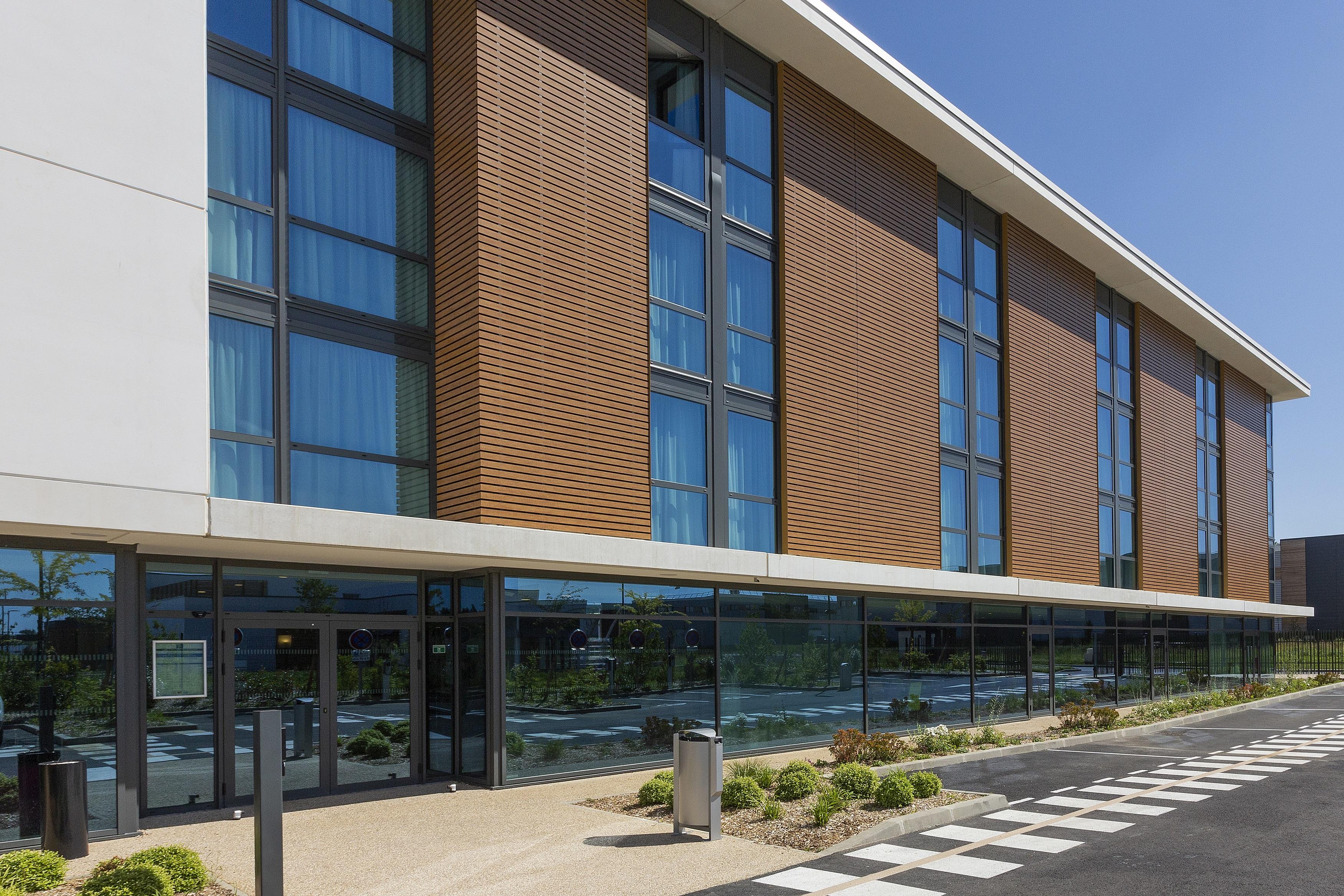 Hotel Roi Soleil Prestige Plaisir - St Quentin Buitenkant foto